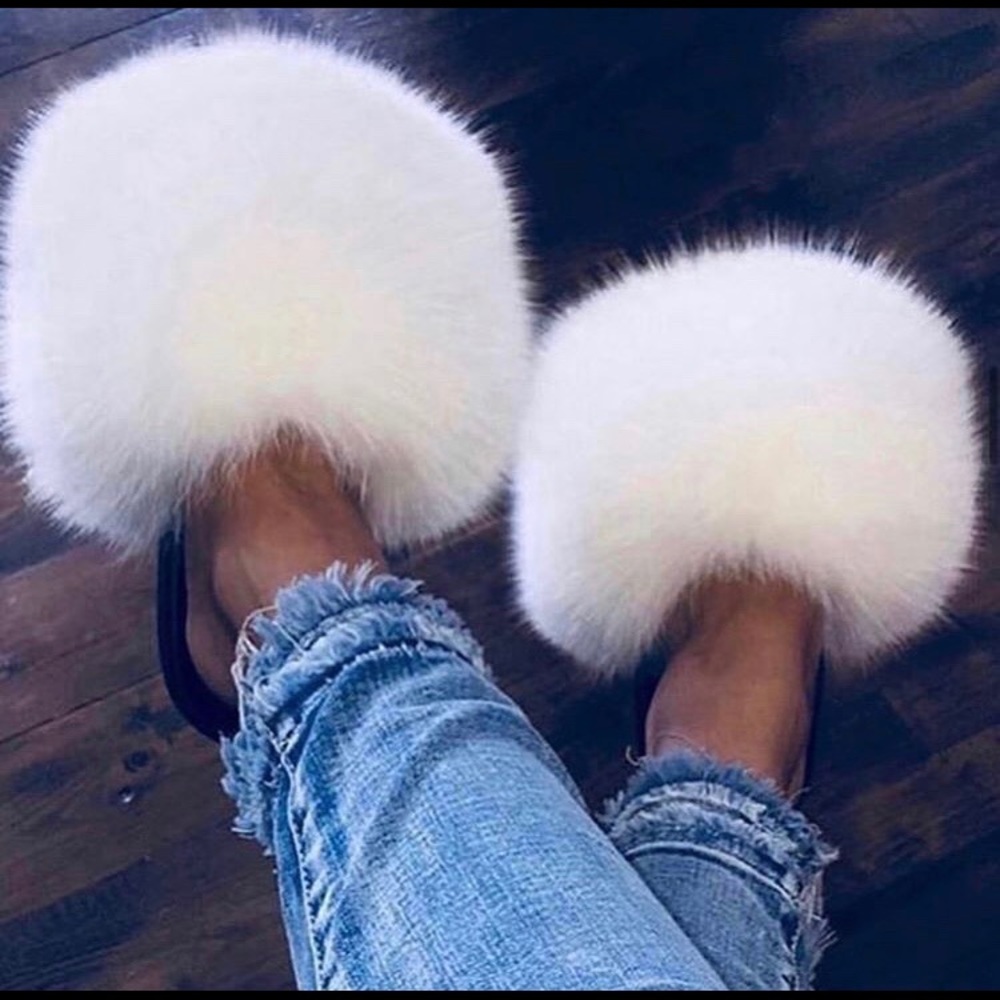 Fur slides - Picture 2 of 3